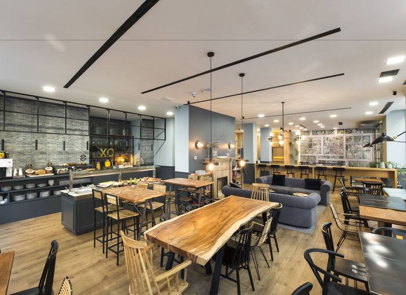 Restaurant Photo