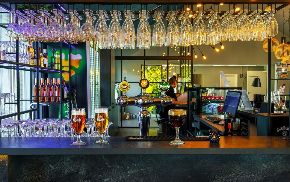Bar Photo