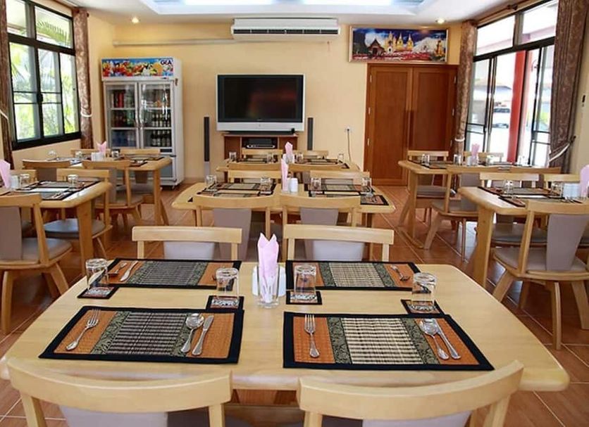 Restaurant Photo