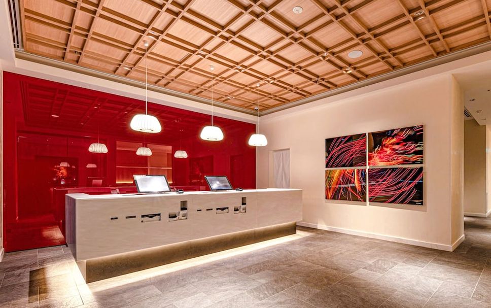 Front desk Photo