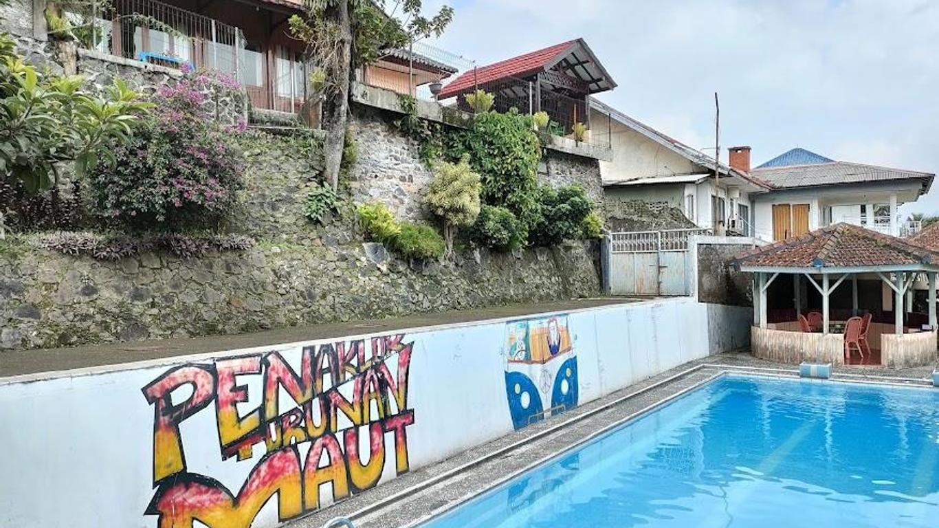 Villa Tunas Alam Mutiara