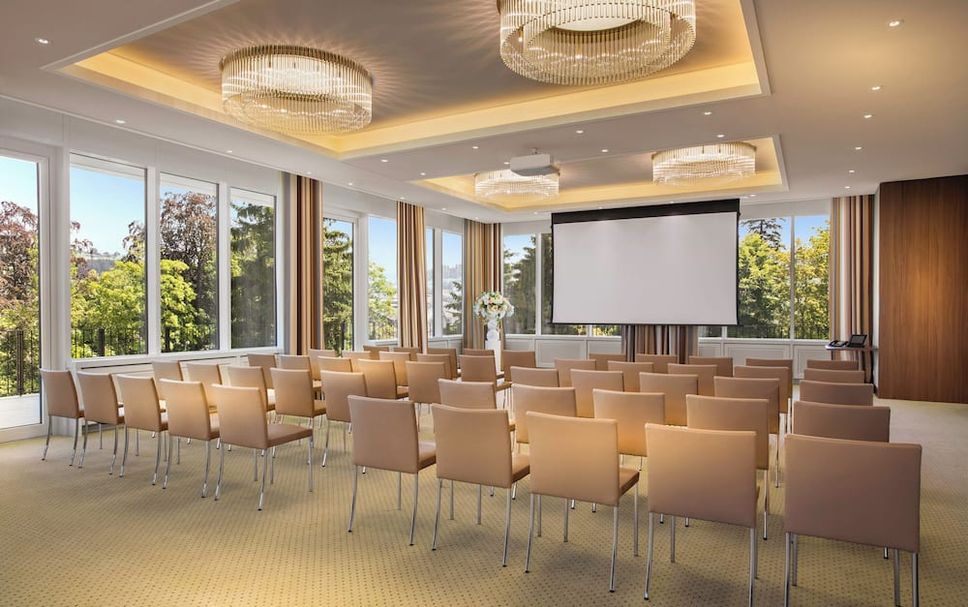 Conference room Photo