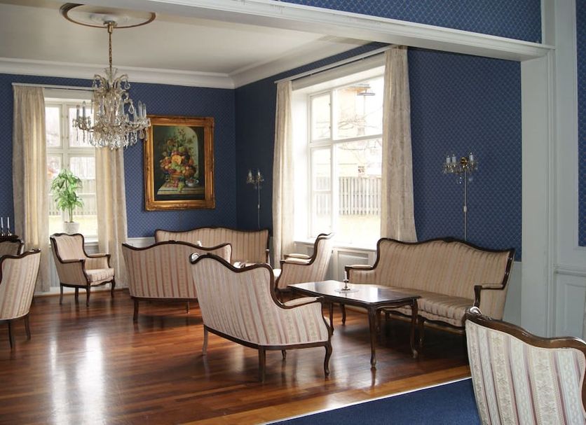Lounge Photo