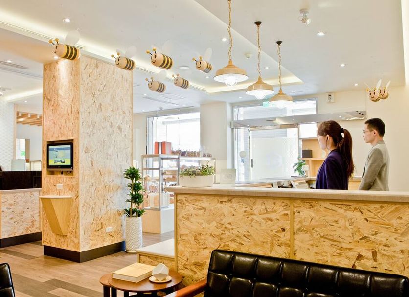 Front desk Photo