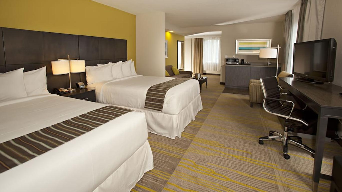 Comfort Suites Miami Airport North