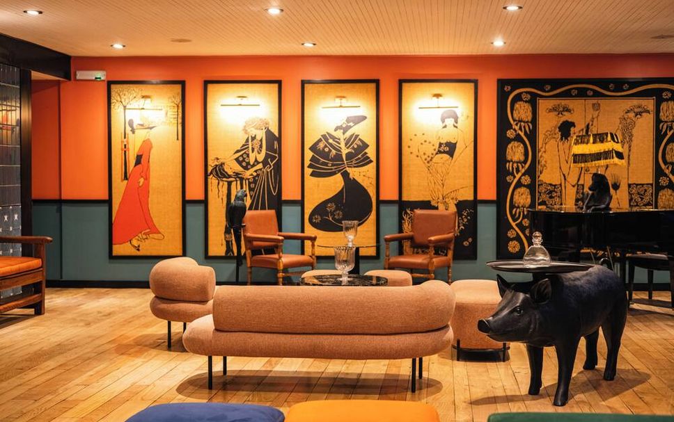 Lounge Photo