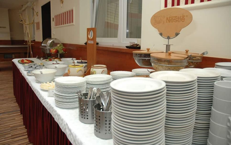 Buffet Photo