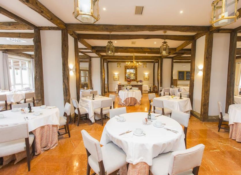 Banquet hall Photo