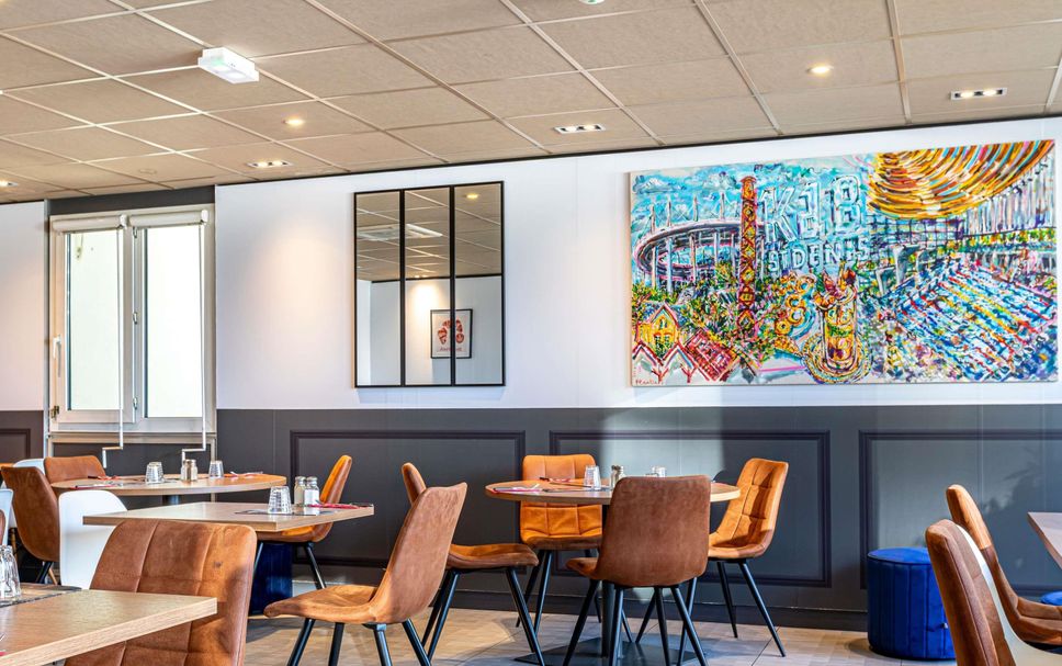 Restaurant Photo
