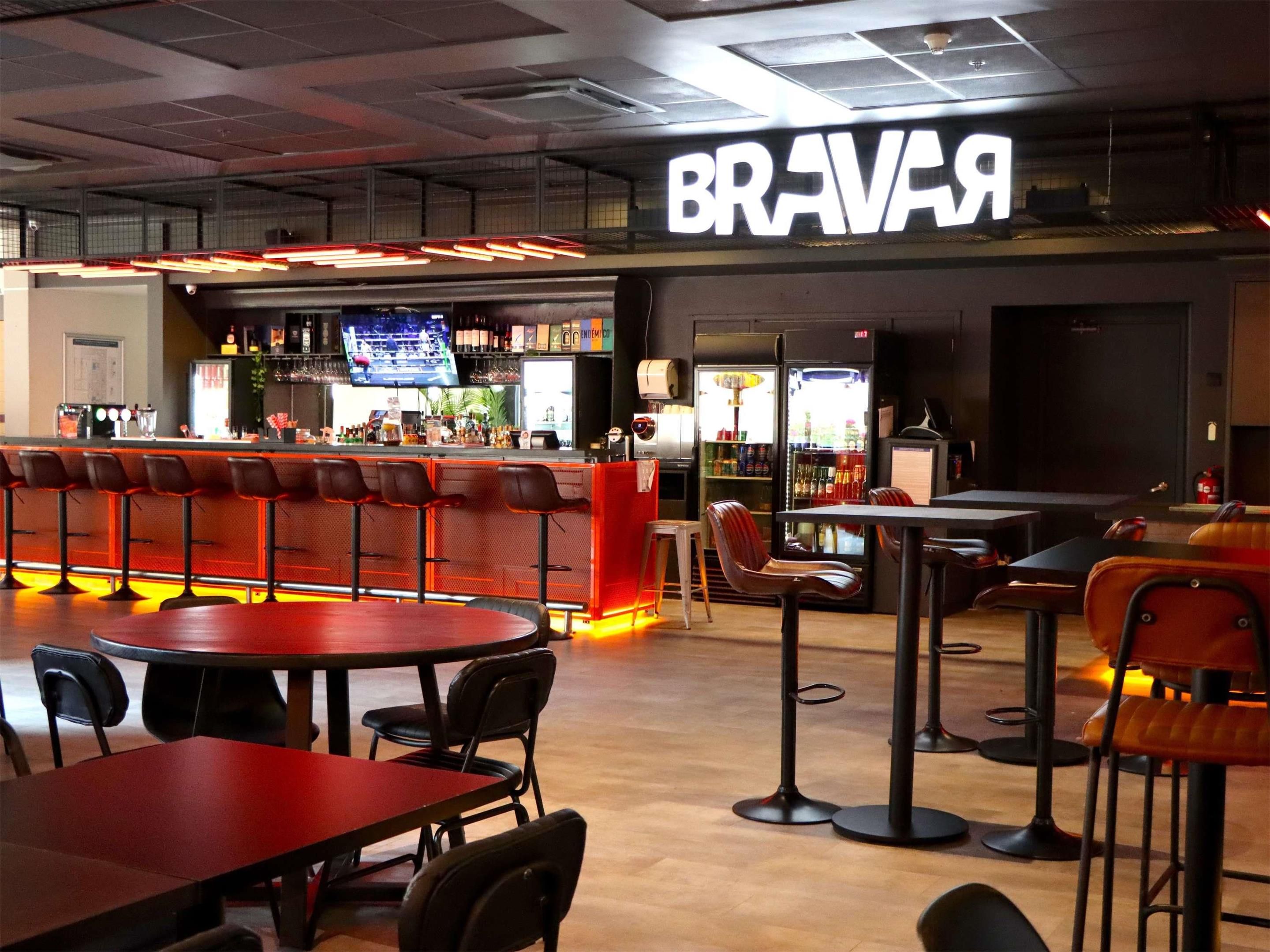 Bar Photo