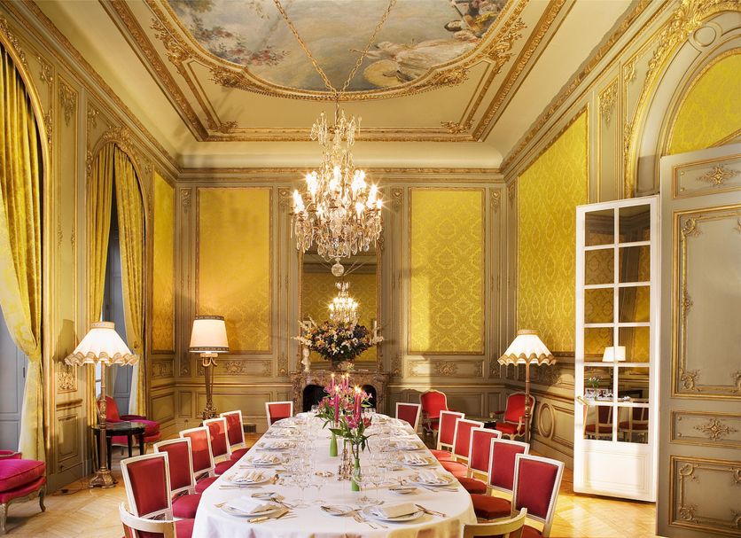 Dining room Photo