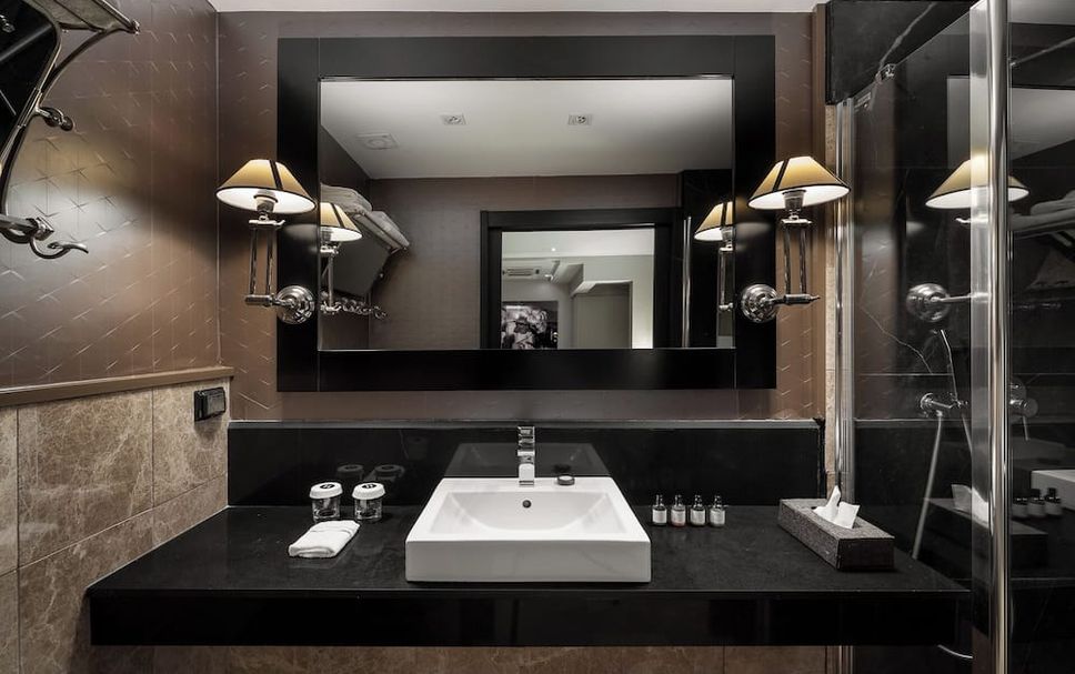 Bathroom Photo