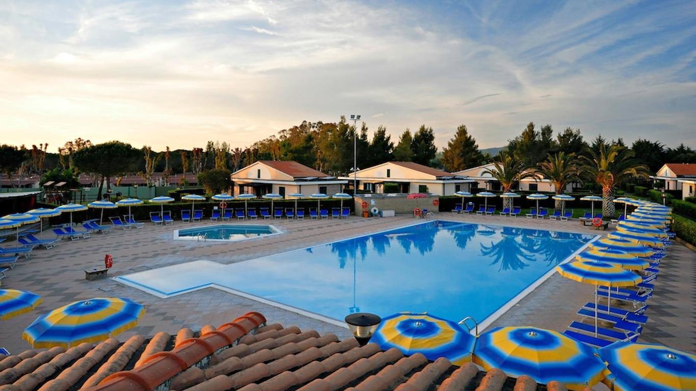 La Cecinella Apartments