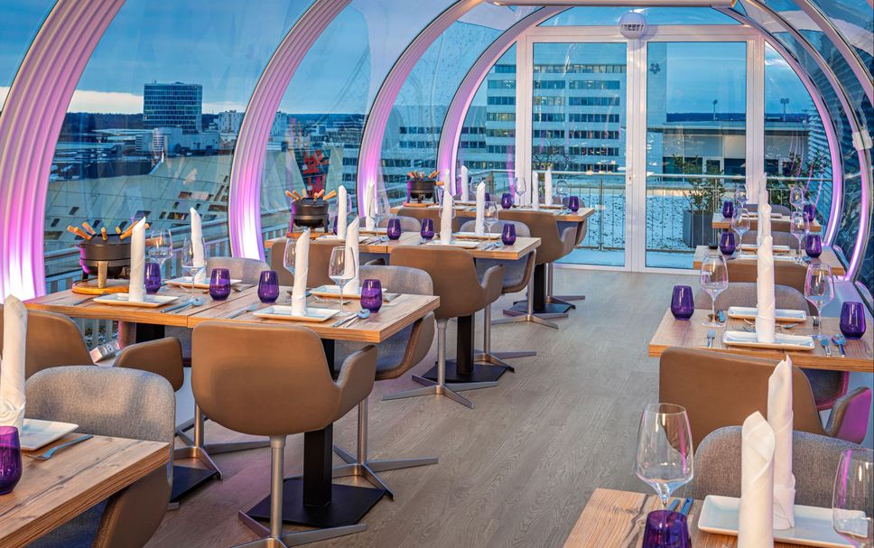 Restaurant Photo