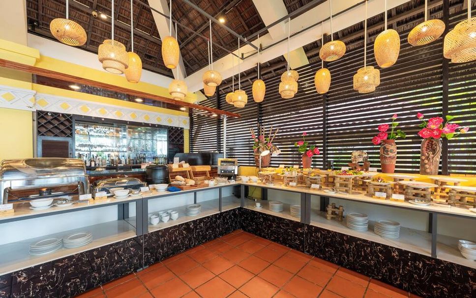 Buffet Photo