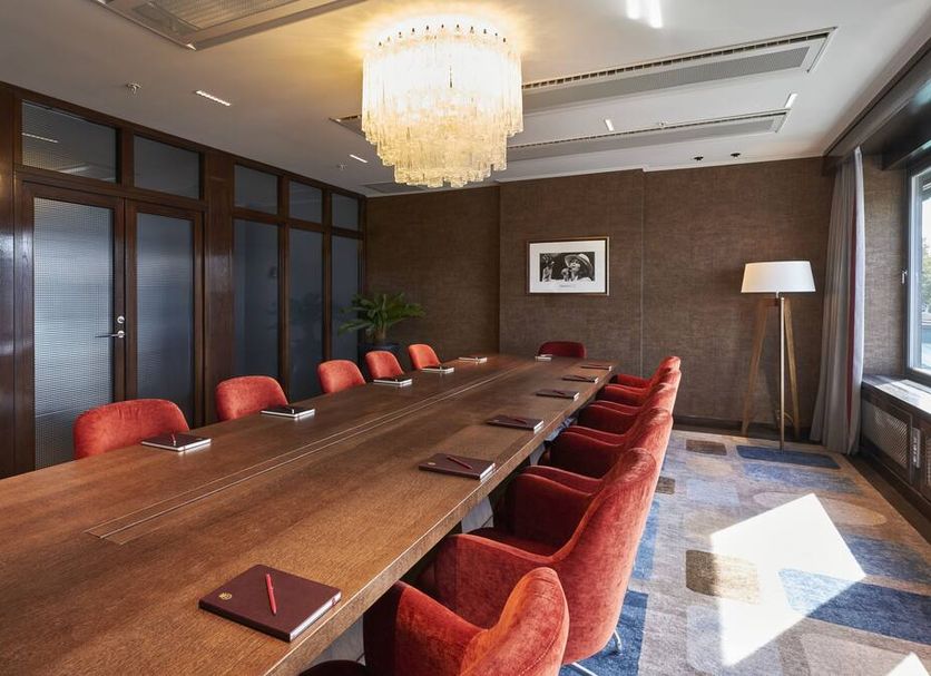 Conference room Photo