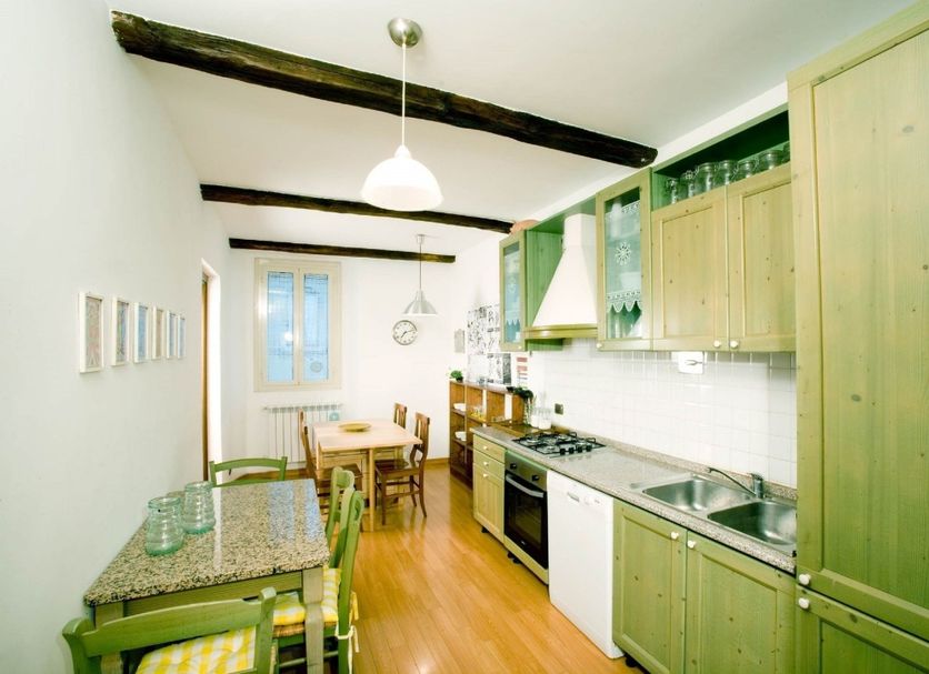 Kitchen Photo