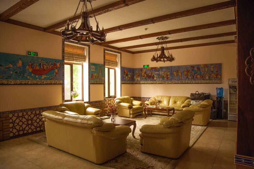 Lounge Photo