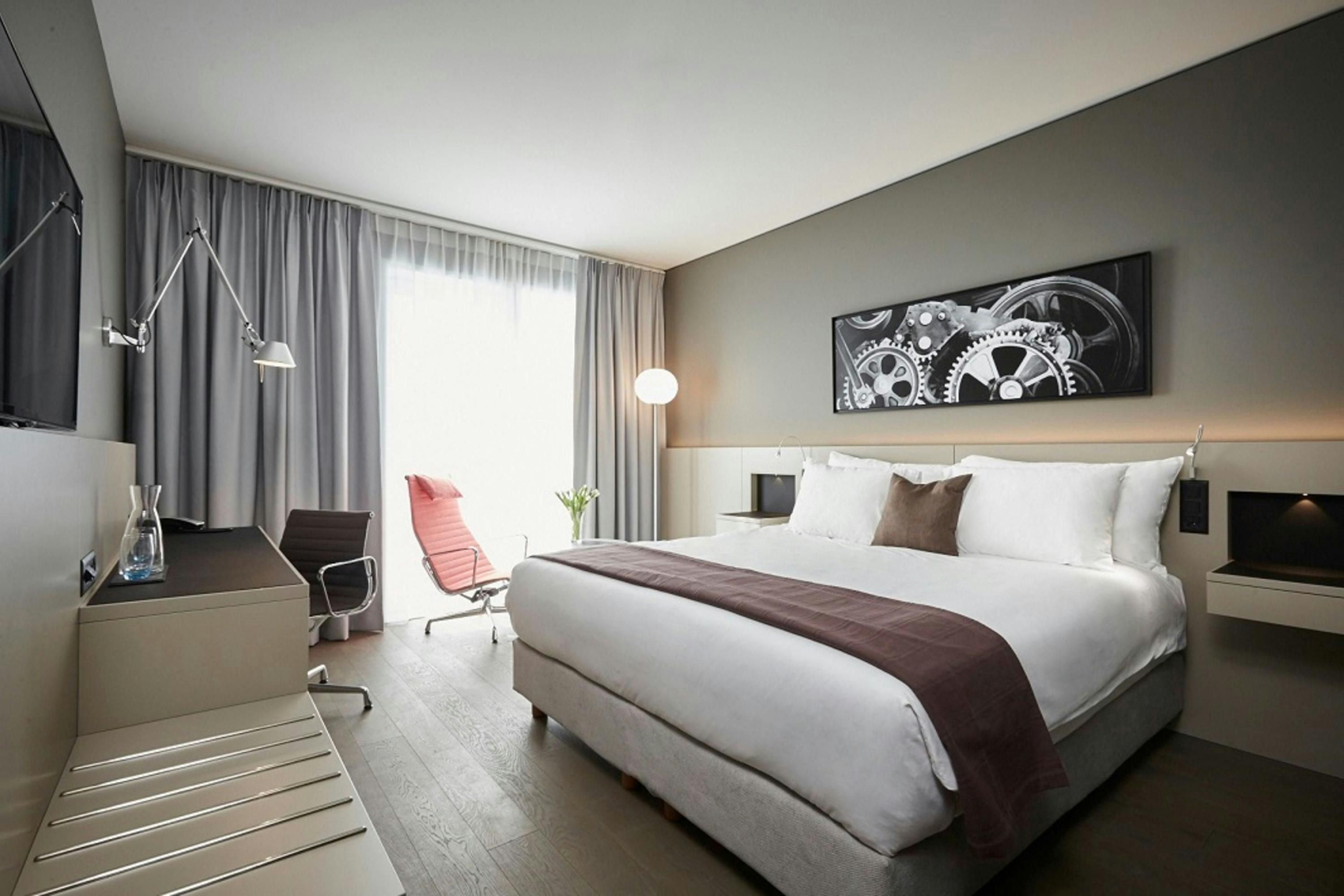 Bedroom Photo
