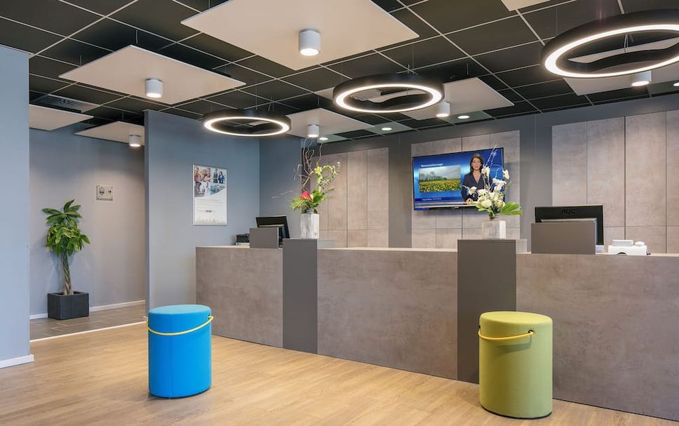 Front desk Photo