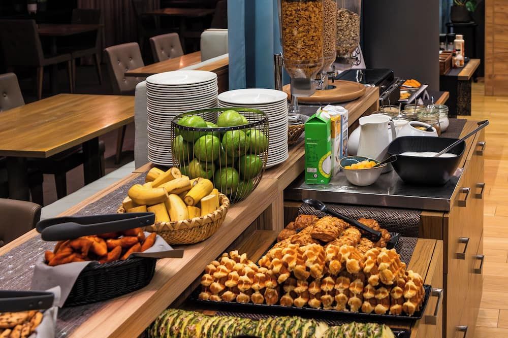 Buffet Photo