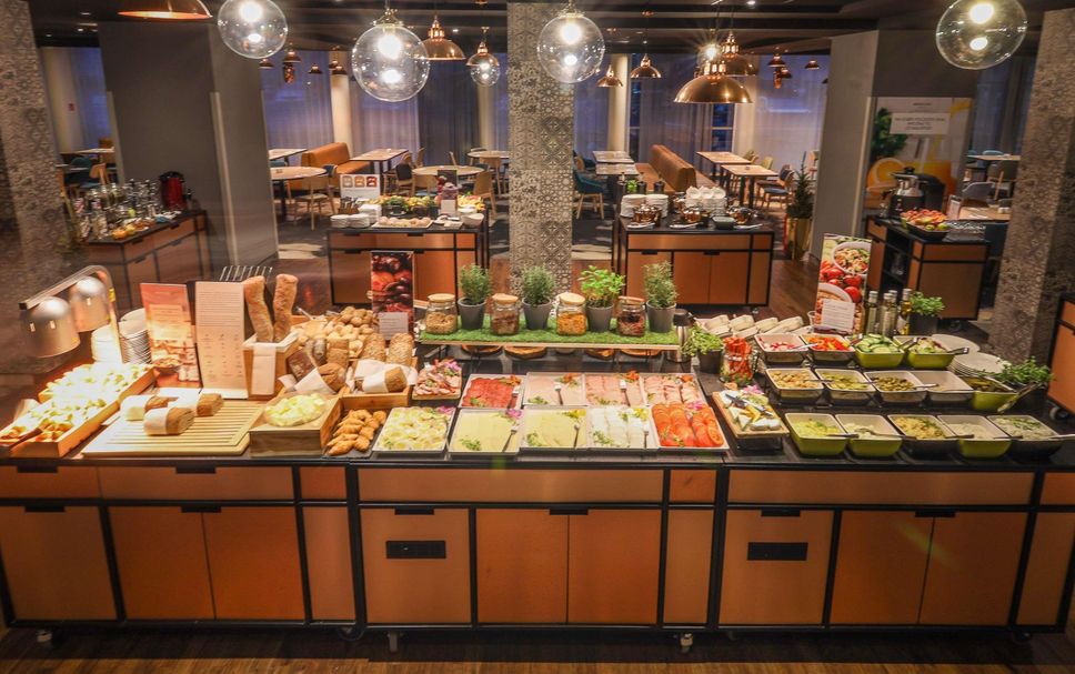 Buffet Photo
