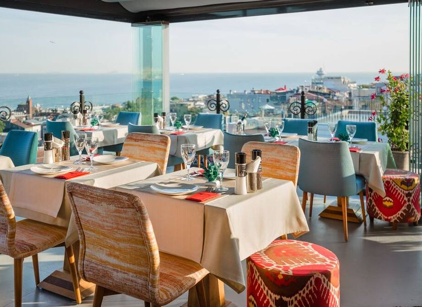 Restaurant Photo