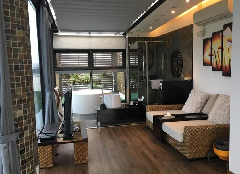 Living room Photo