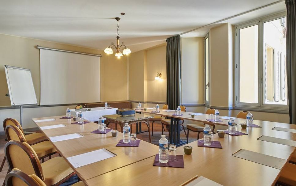Conference room Photo