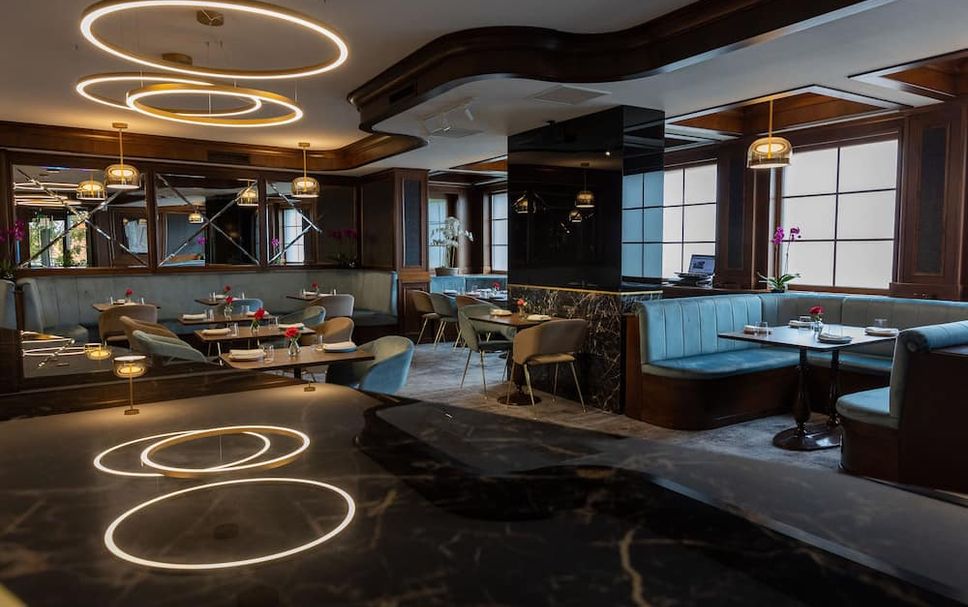 Restaurant Photo