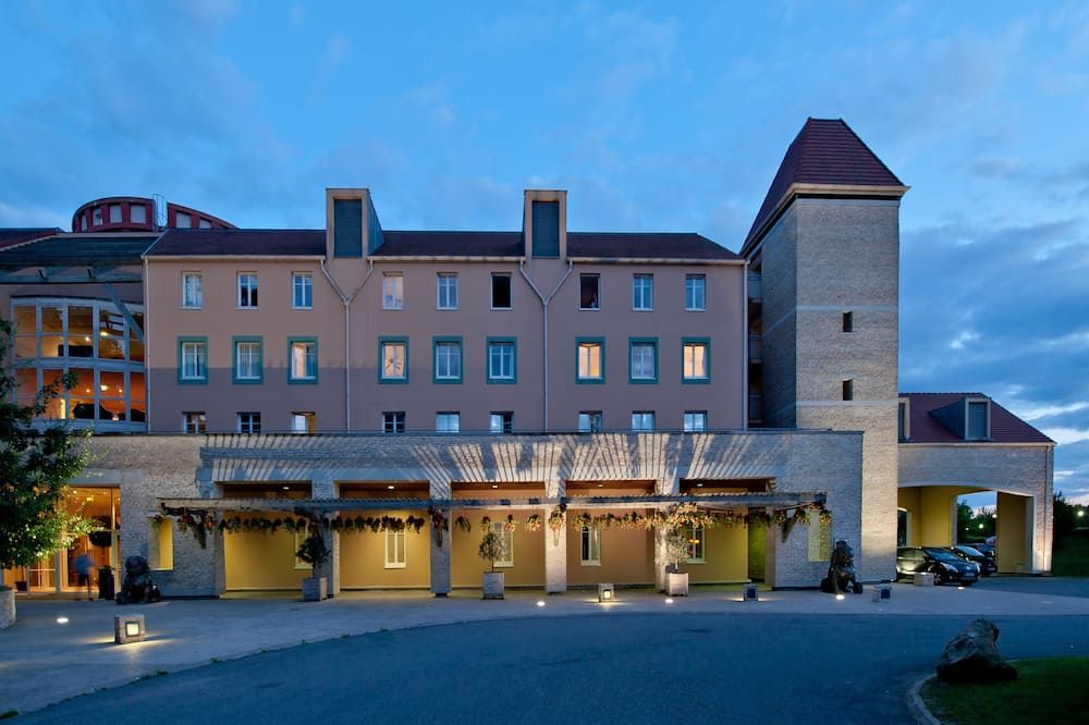 Building Photo