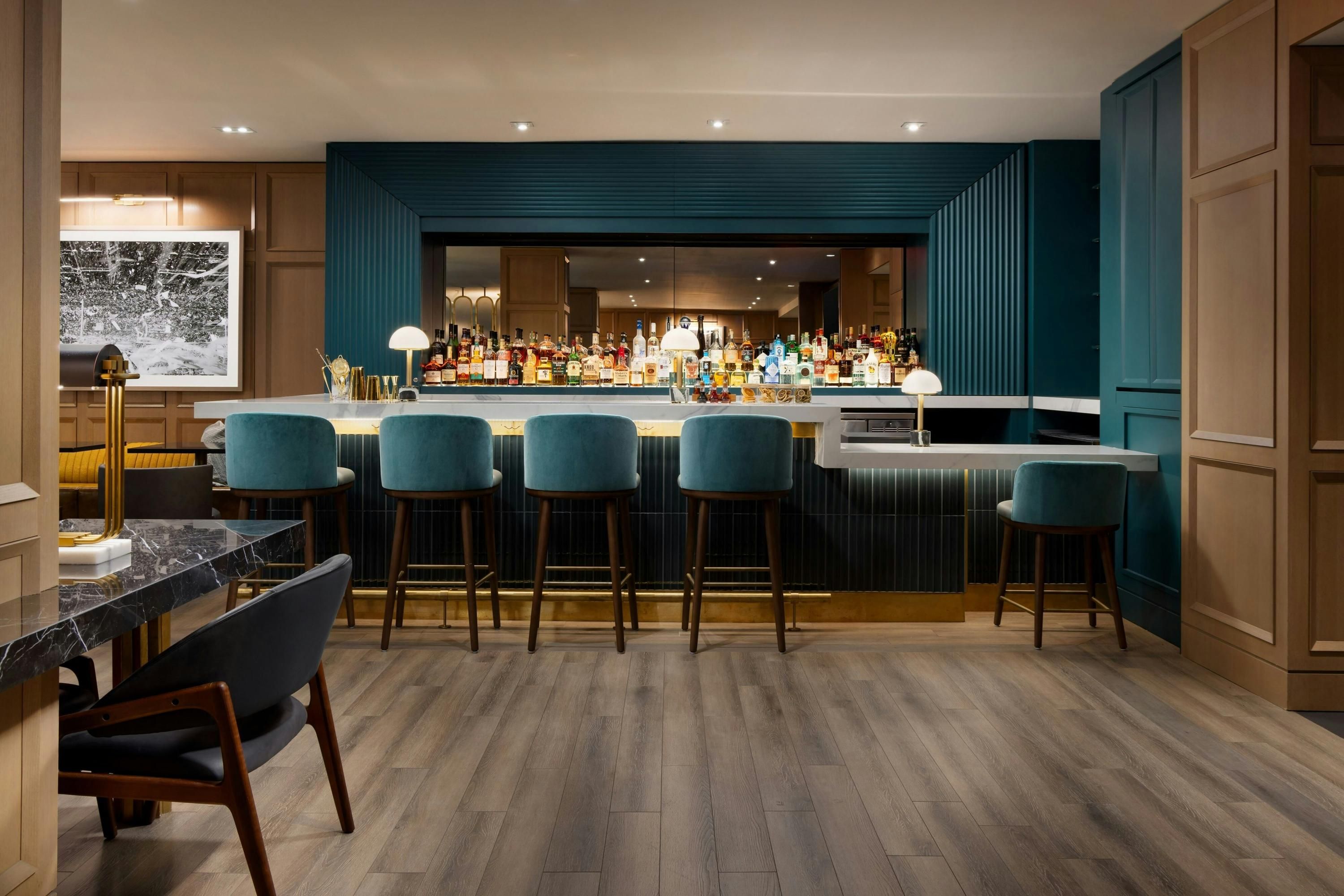 Bar Photo