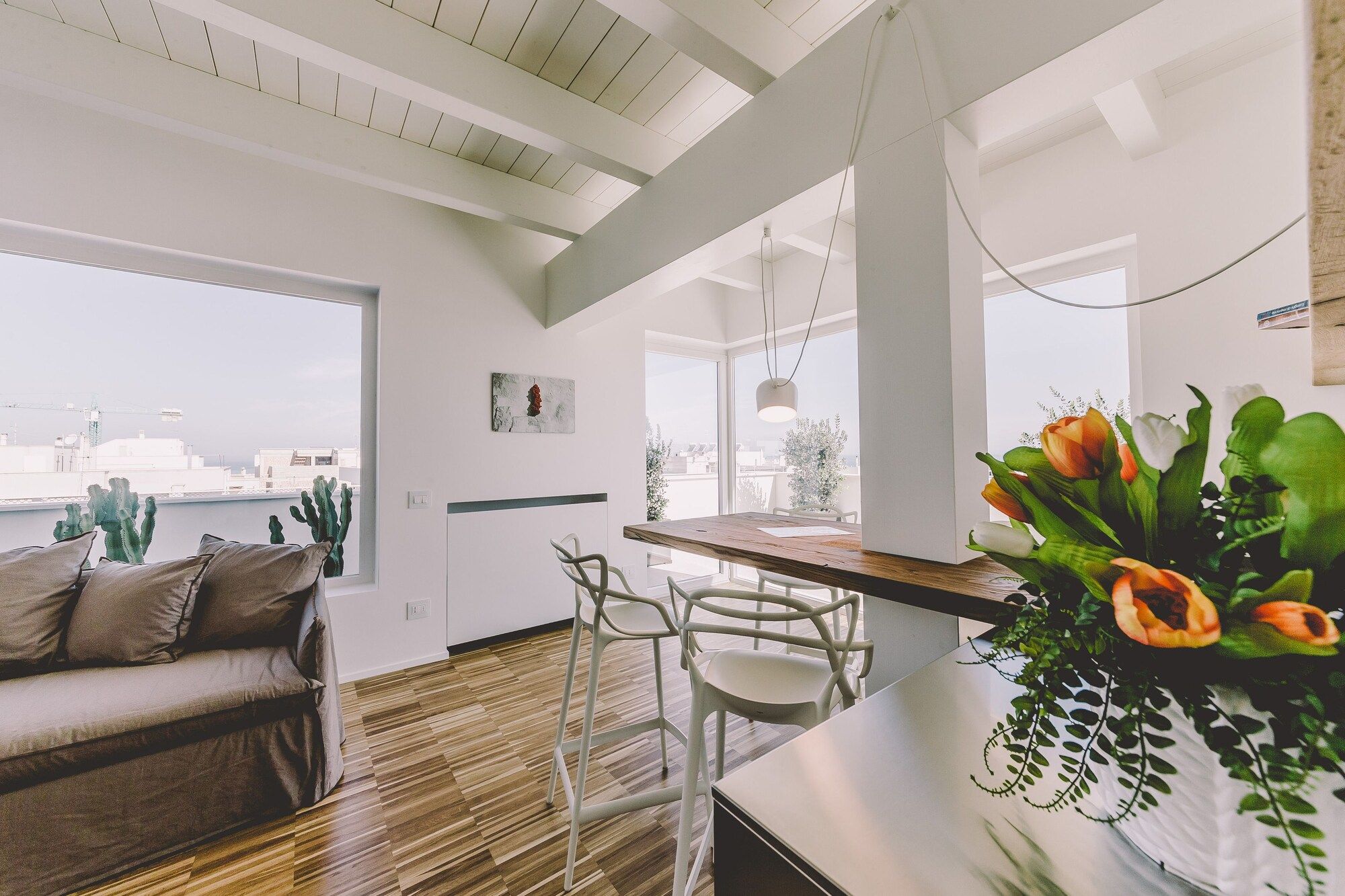 Dining room Photo