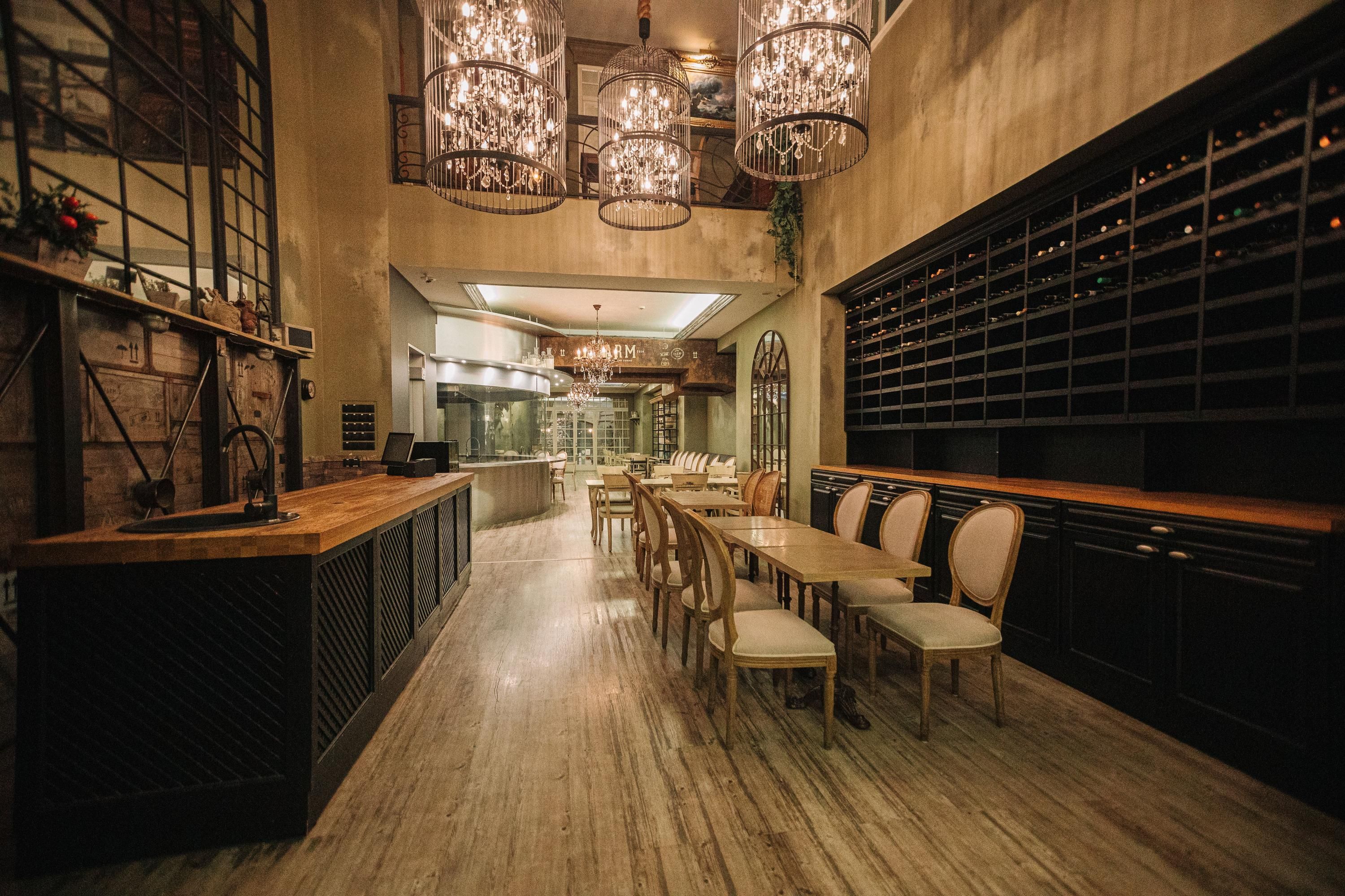 Restaurant Photo