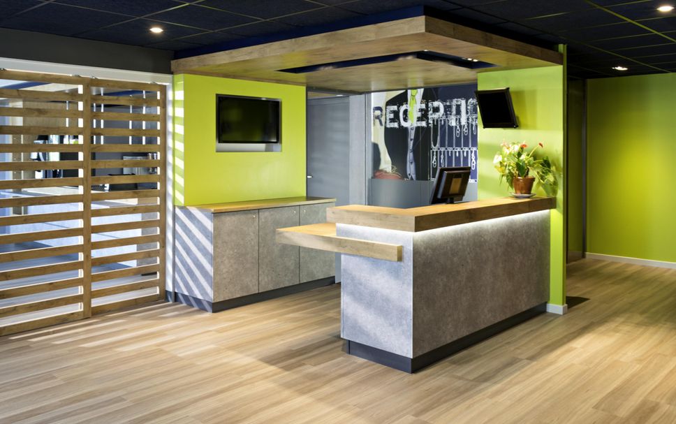 Front desk Photo