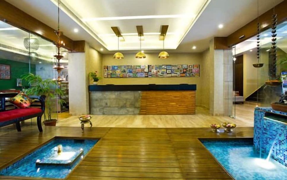 Front desk Photo