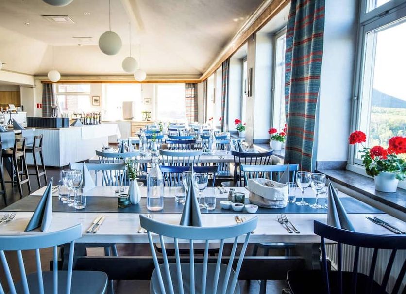Restaurant Photo