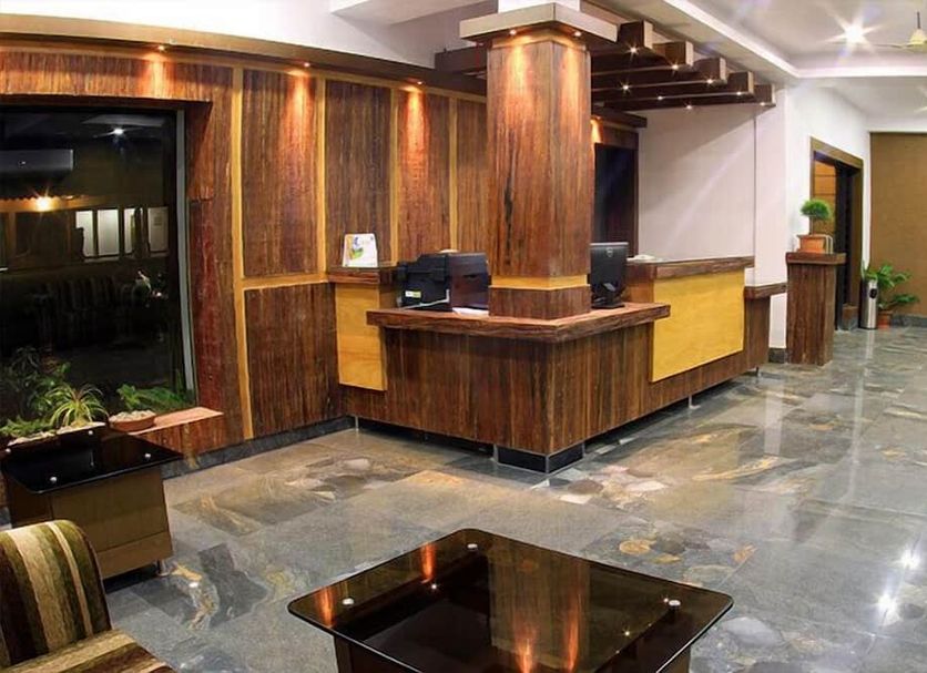 Front desk Photo