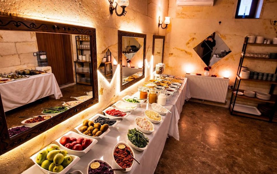Buffet Photo