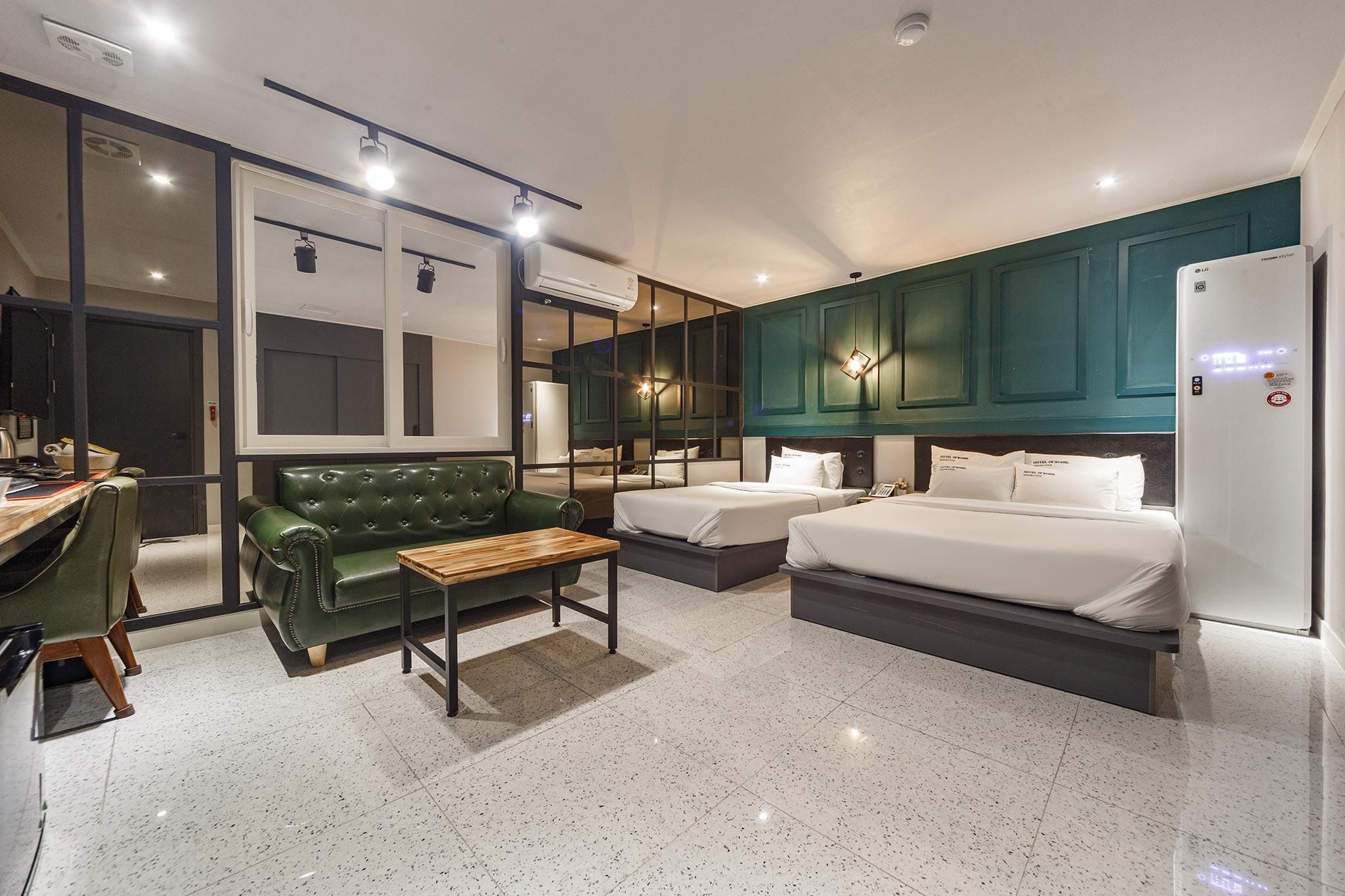Bedroom