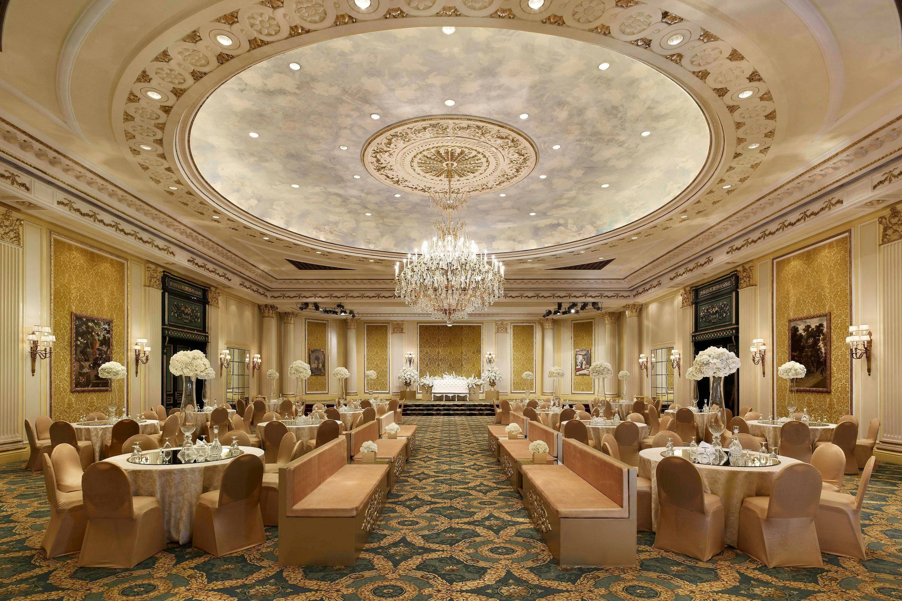 Banquet hall