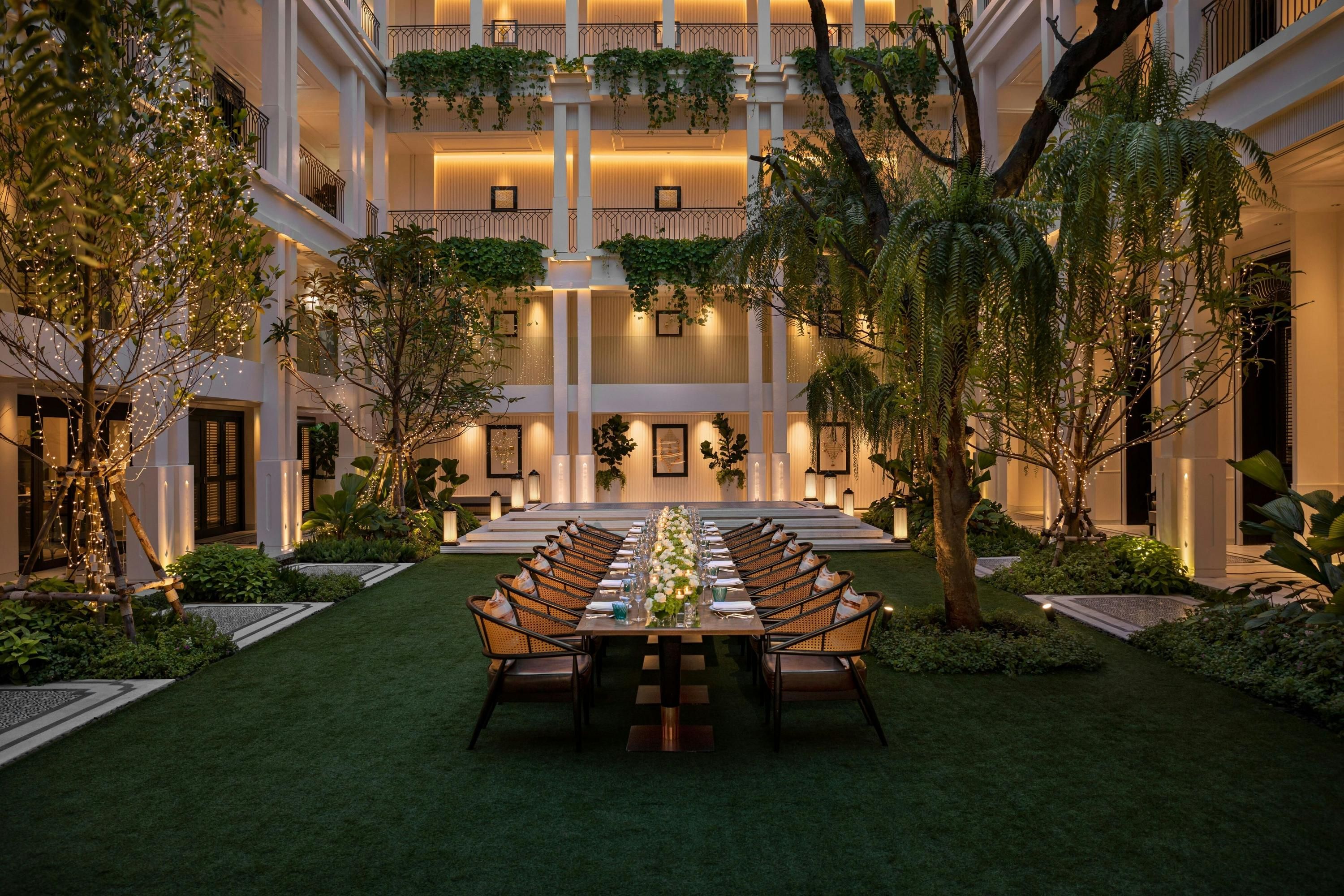 Banquet hall