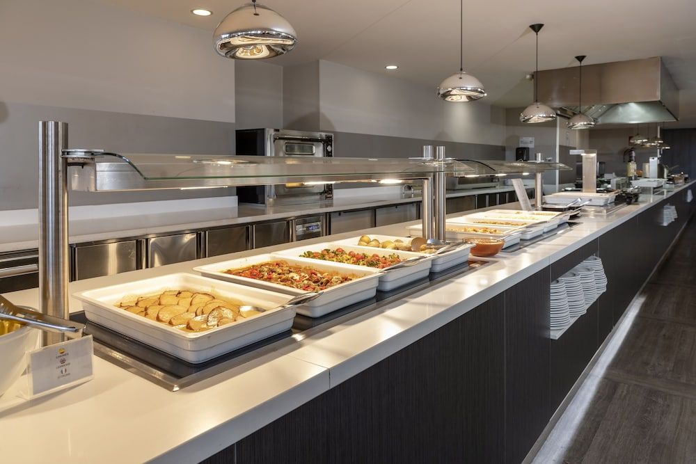 Buffet Photo