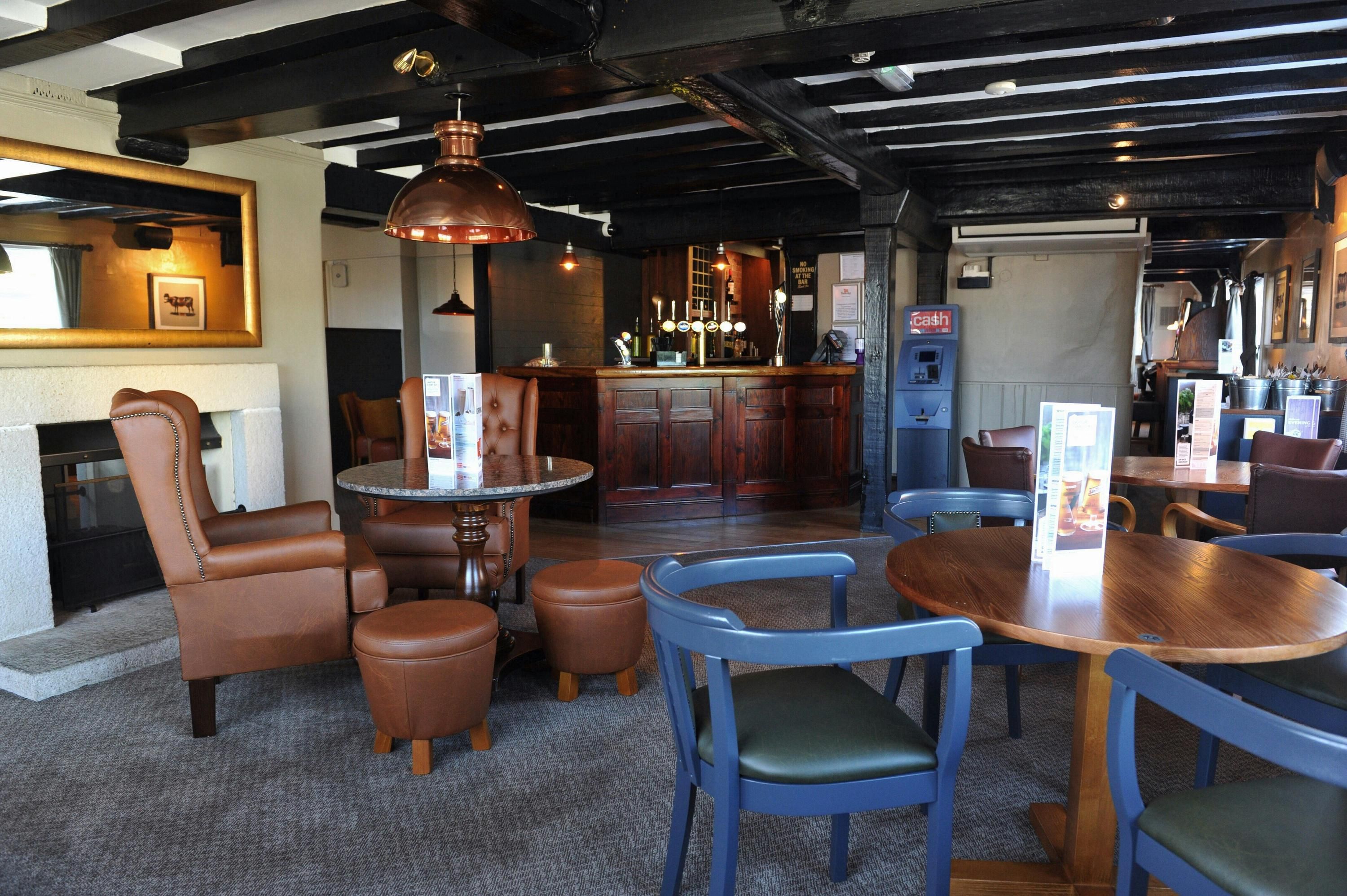 Bar Photo