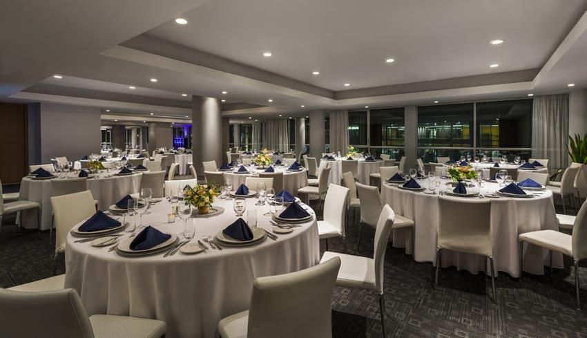 Banquet hall