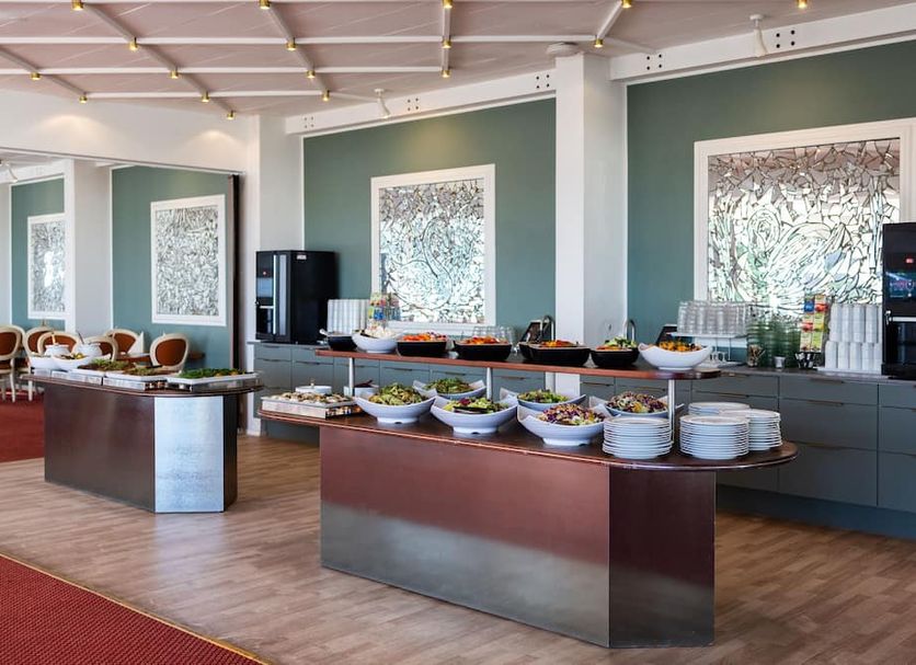Buffet Photo