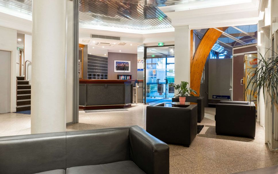 Lobby Photo