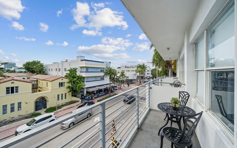 Balcony Photo
