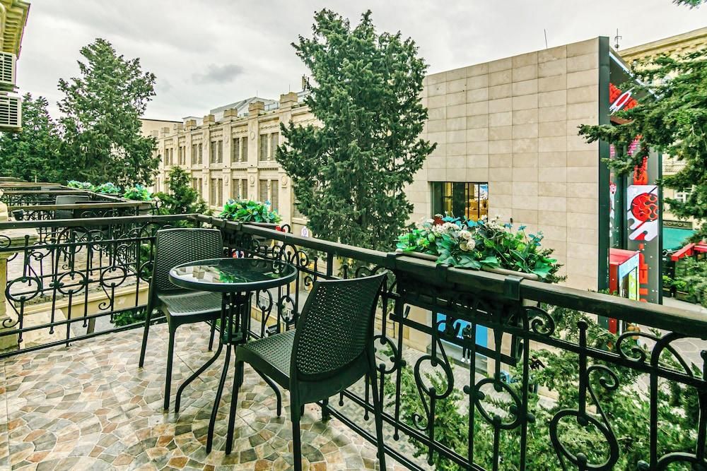 Balcony Photo