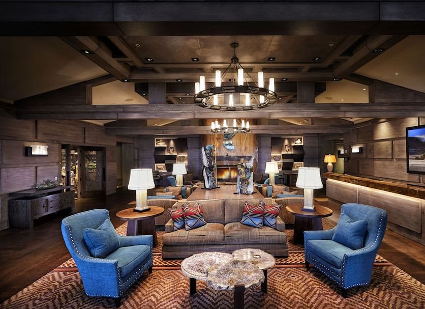 Lounge Photo